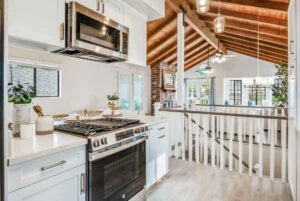 1731 Ford Ave Redondo Beach kitchen